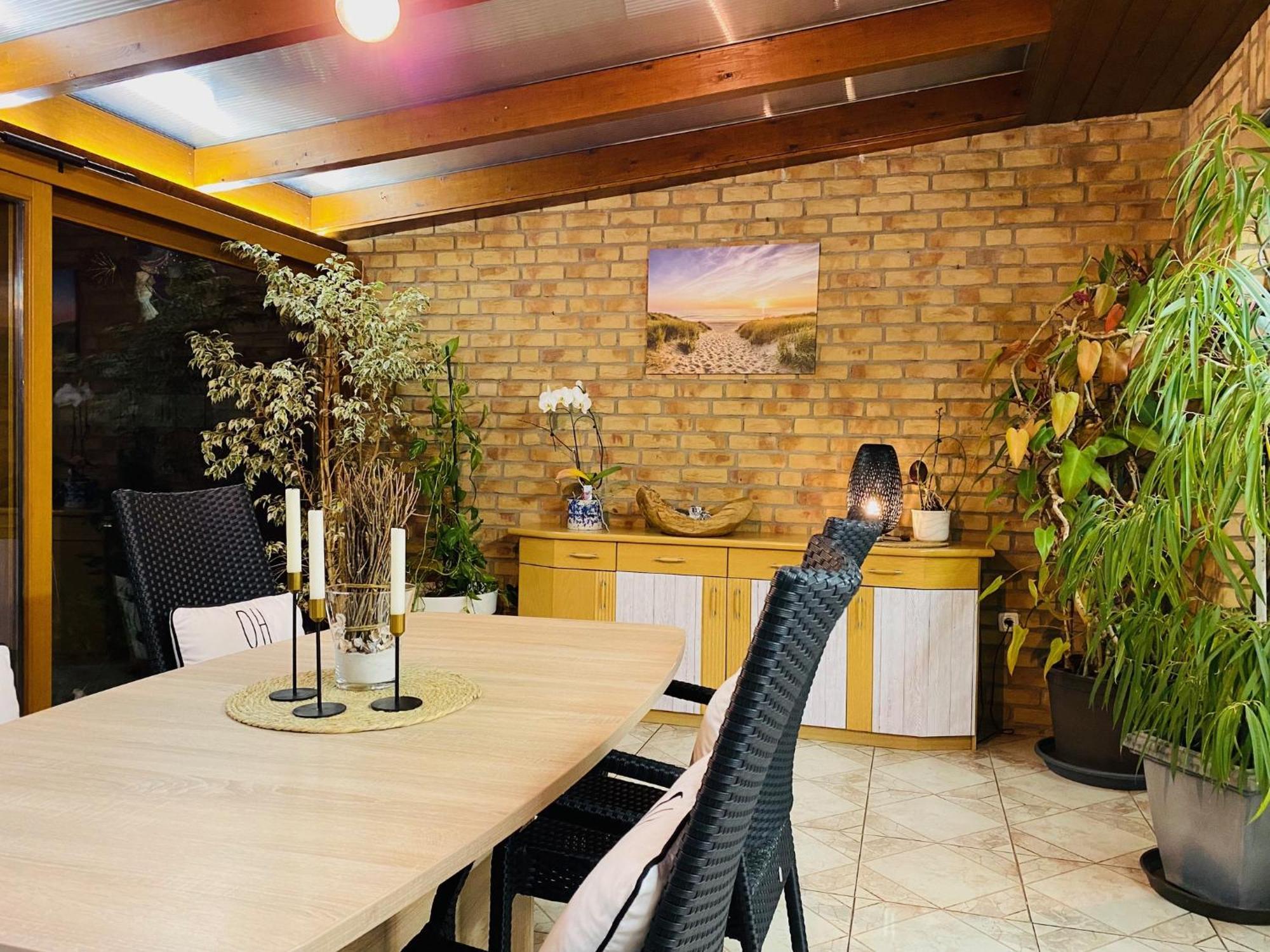 Barrierefreies Ferienhaus Mit Garten Bei Koeln Huerth Ngoại thất bức ảnh